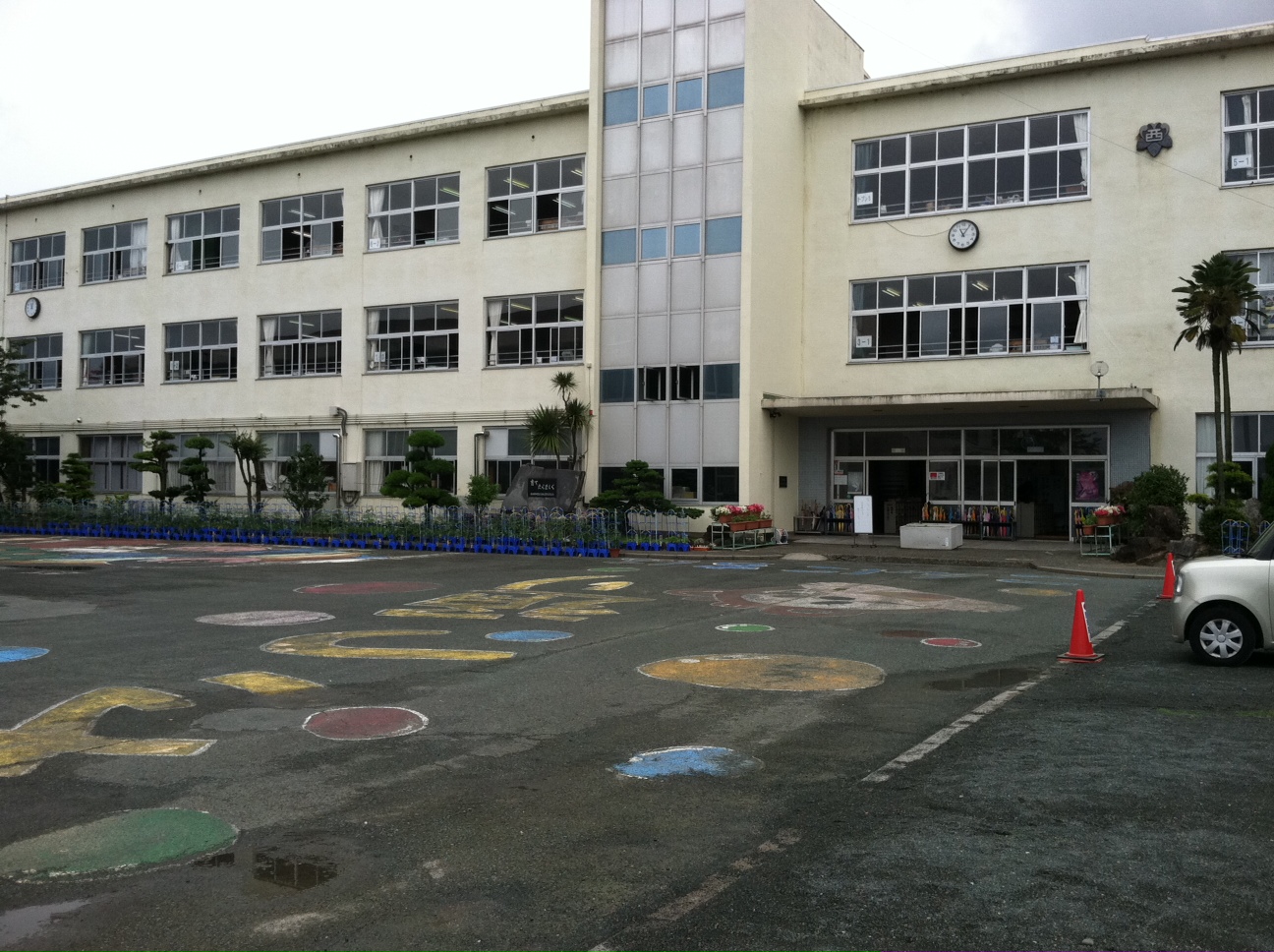 Школа в Японии здание